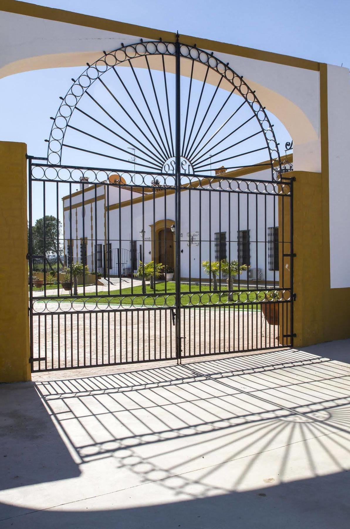 Hotel Bodega El Moral Ribera del Fresno エクステリア 写真