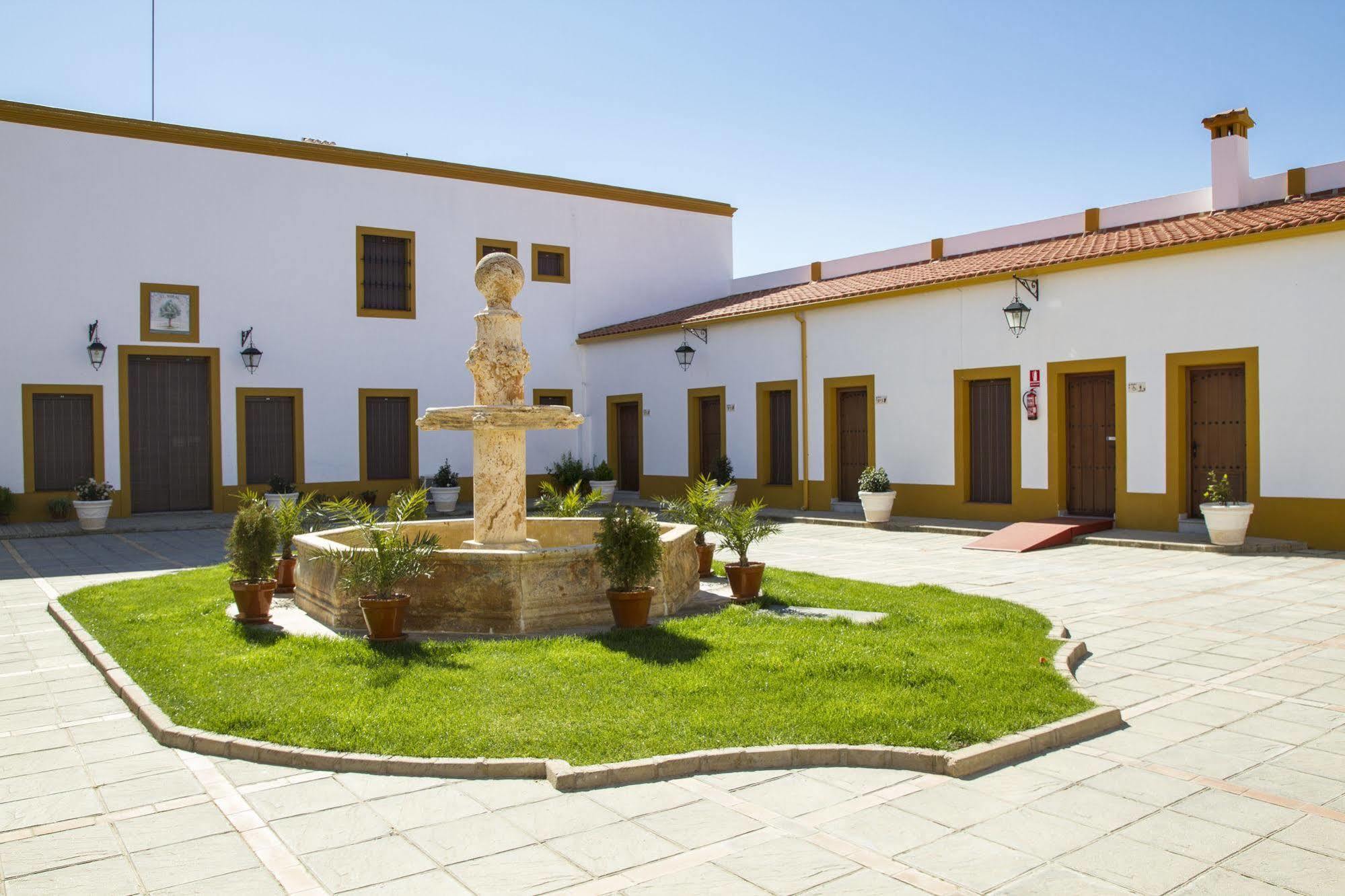 Hotel Bodega El Moral Ribera del Fresno エクステリア 写真